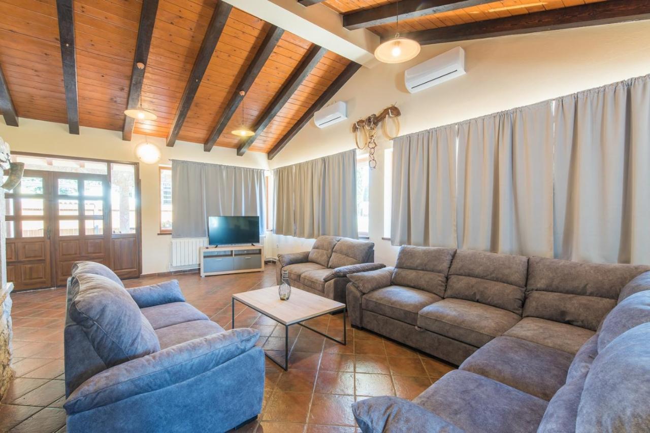 Casa Oliva In Klostar Екстериор снимка